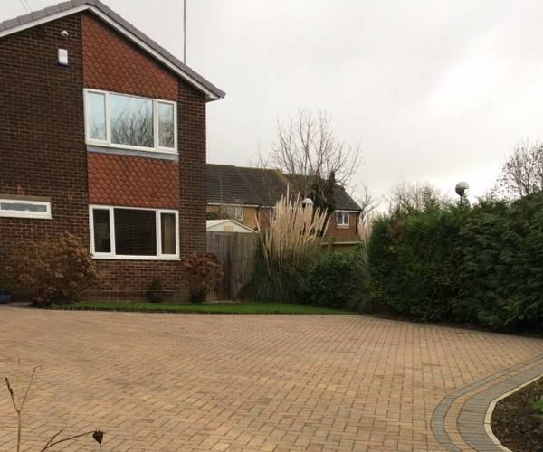 Parking on Douglas Road, HP20