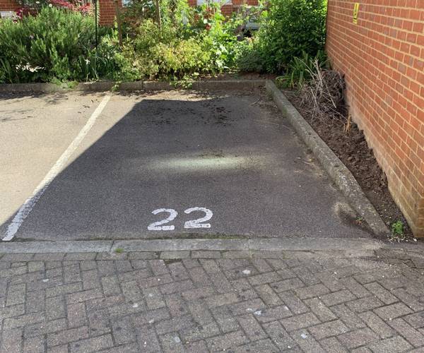 Parking on Foxboro Road, RH1
