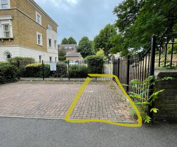 Parking on Lewisham Way, SE4