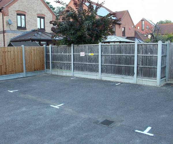 Parking space on Bruces Wharf Road, RM17