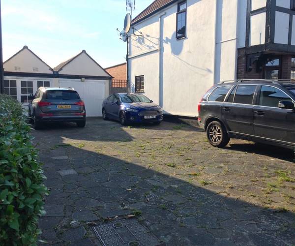 Parking on Balfour Road, W3