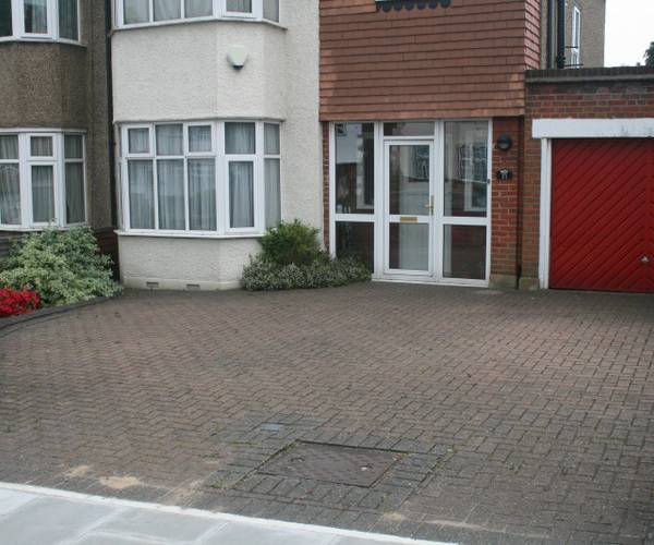 Parking on Meadway, EN5