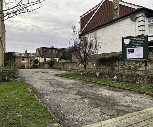 Parking at St James Church, SW4