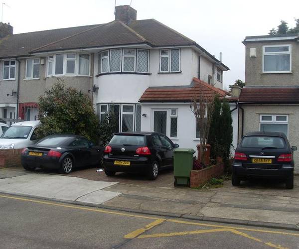 Parking on Harlington Road, DA7