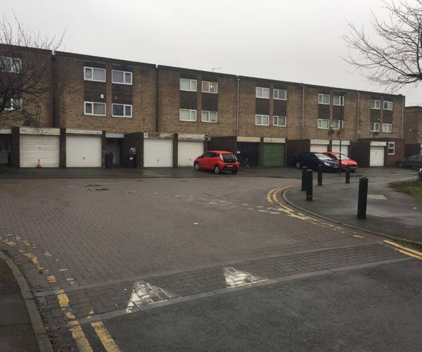 Parking on Daley Close, B1