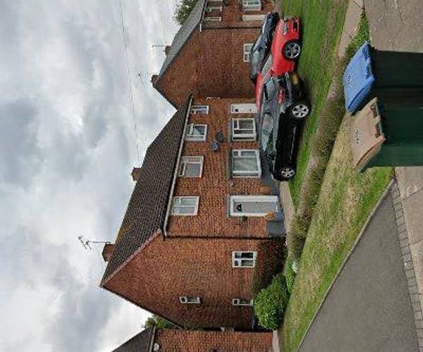 Parking on Heddle Grove, CV6