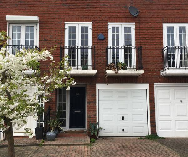 Parking on Fawe Park Road, SW15