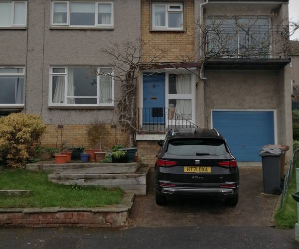 Parking on Eildon Street, EH3