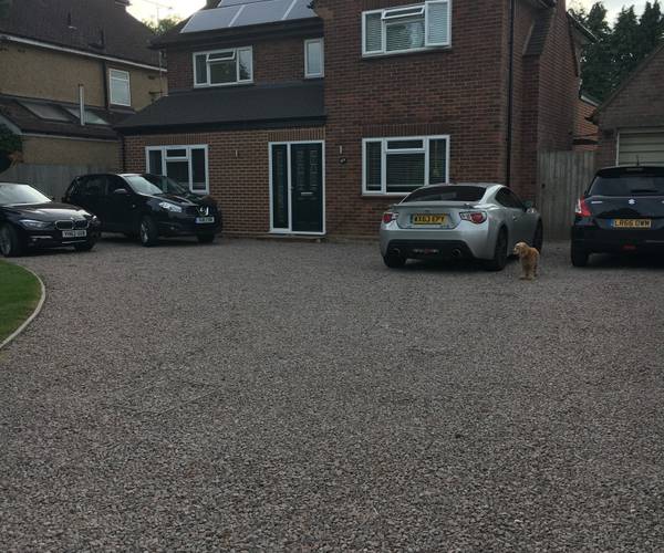 Parking on Cunningham Hill Road, AL1