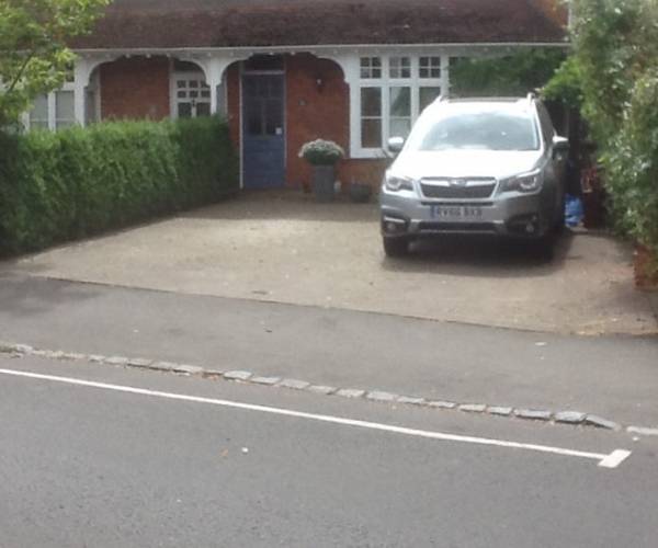 Parking on Vicarage Road, RG9