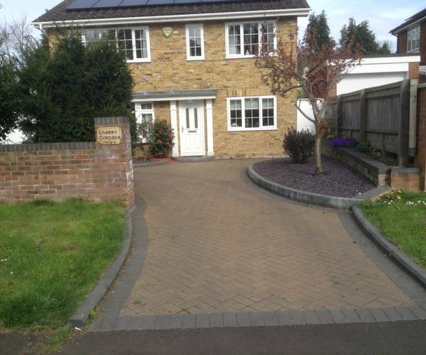Parking on Boyn Hill Avenue, SL6