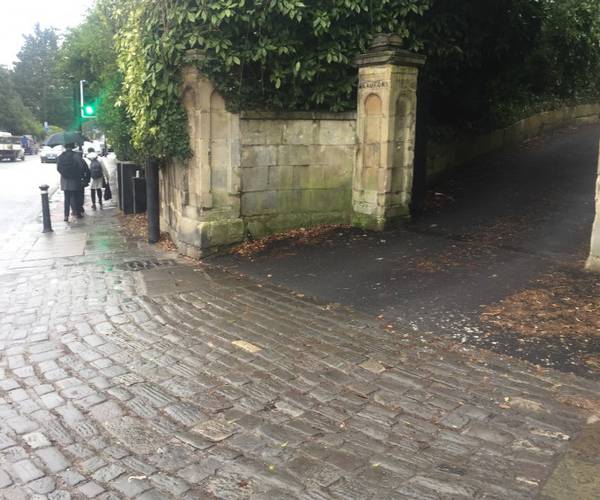 Parking on London Road, BA1
