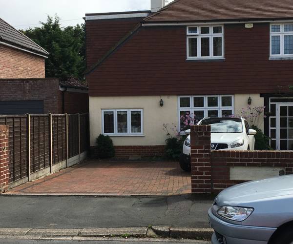 Parking on Elmsleigh Gardens, SO16