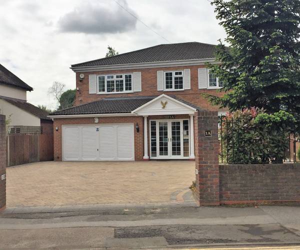 Embercourt Road, KT7