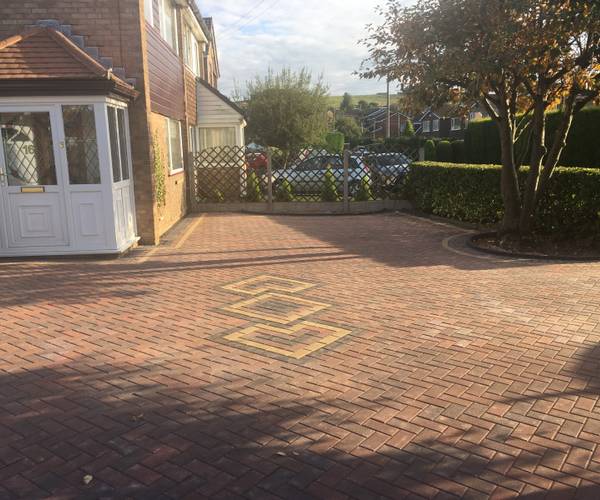 Parking on Tiverton Drive, BB2