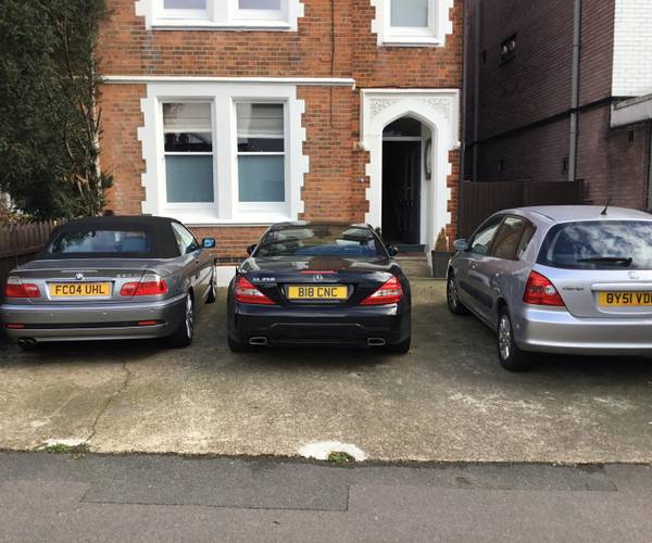 Parking on Amity Grove, SW20