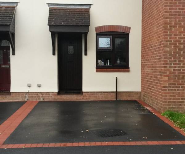 Parking on Heathside Road, GU22