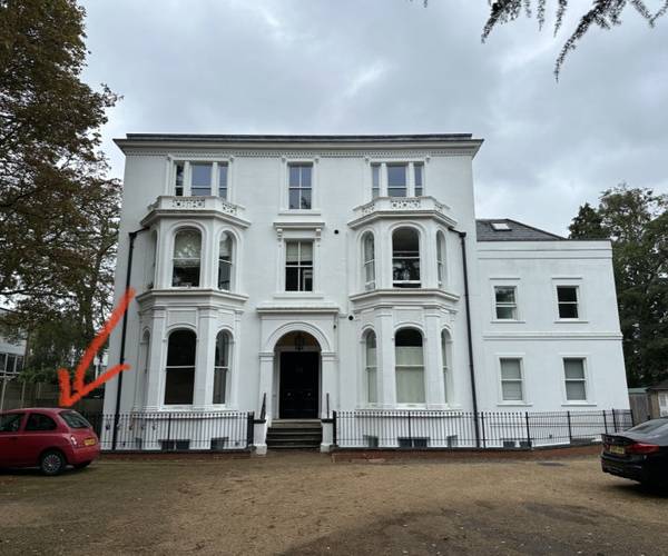Parking on Cambridge Park, TW1