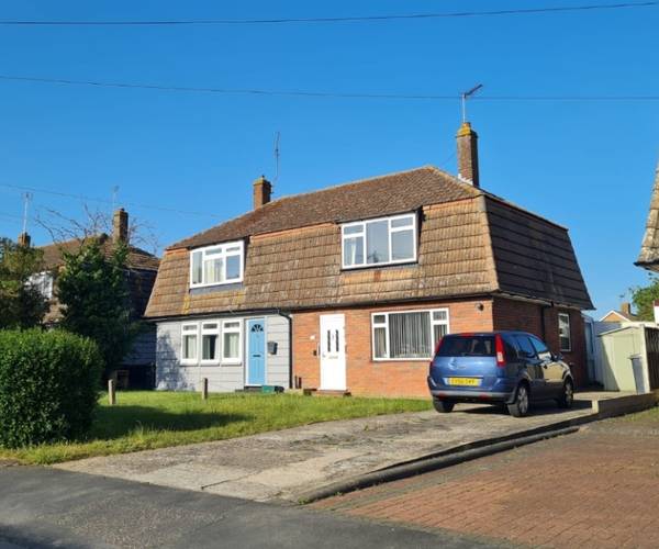 Parking on Church Avenue, CM1