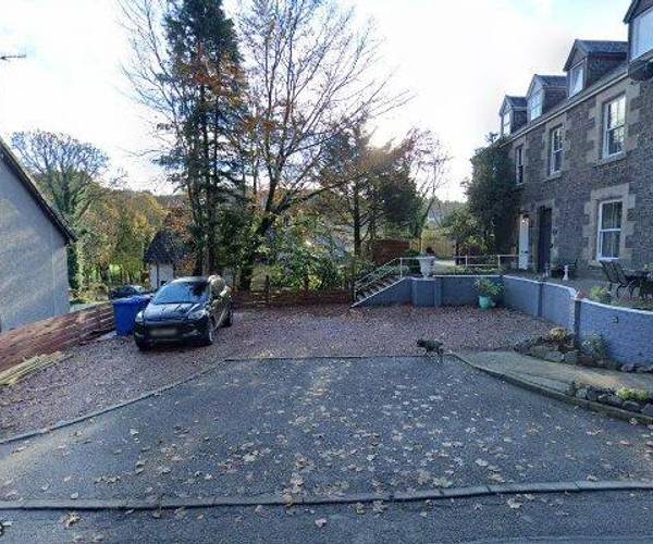 Parking on Glencruitten Road, PA34