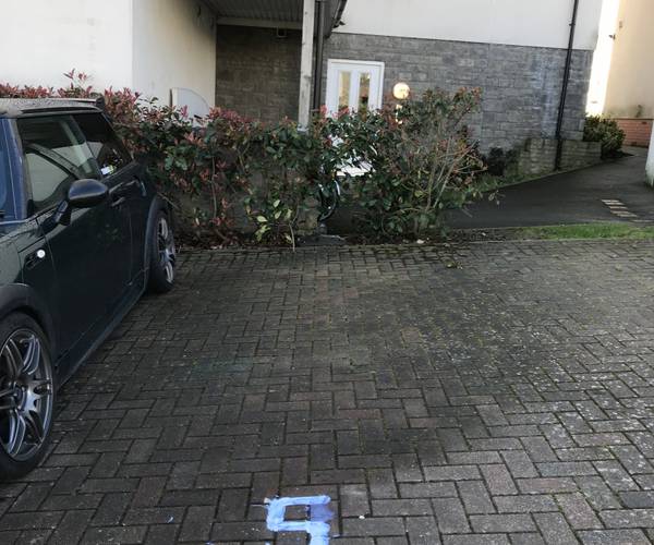 Parking on Monroe Gardens, PL3