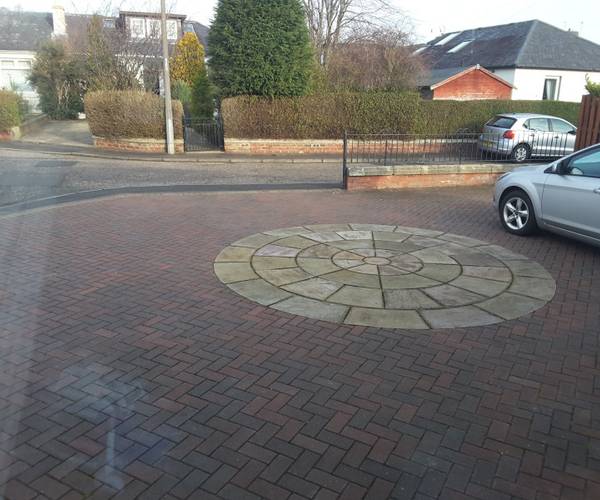 Parking on Saughtonhall Place, EH12