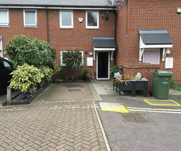 Parking on Castlebrook Close, SE11