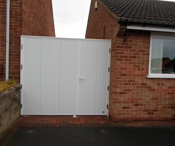 Parking on Brayfield Road, DE23