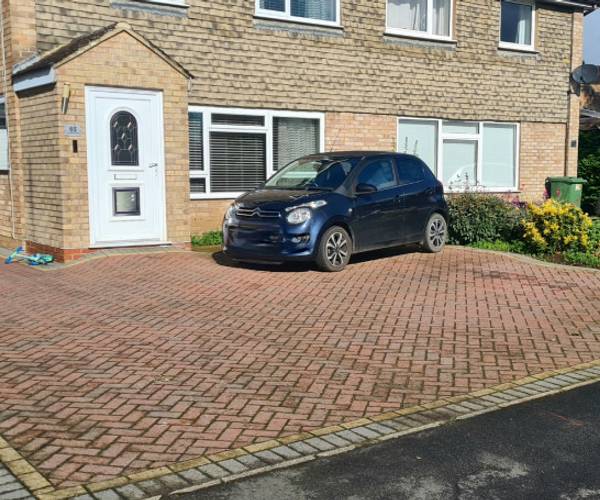 Parking on Fosseway Avenue, GL56