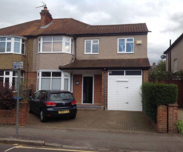 Parking on Lingfield Avenue, KT1