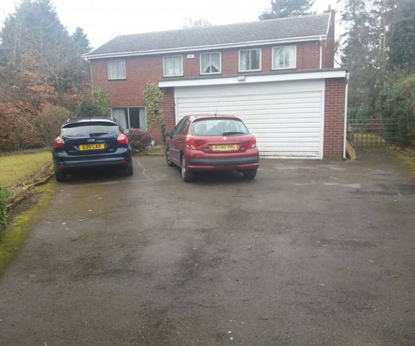 Parking on Newlands Lane, B37