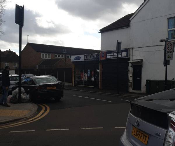 Parking on Ranelagh Road, E6