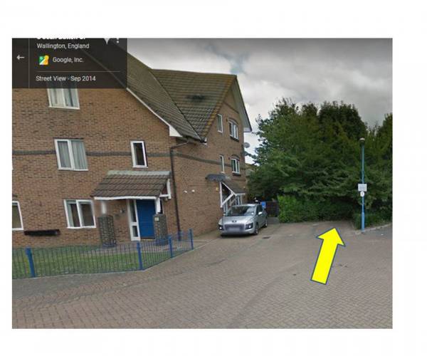 Parking on Jean Batten Close, SM6