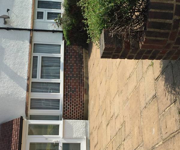 The Spinney, KT18