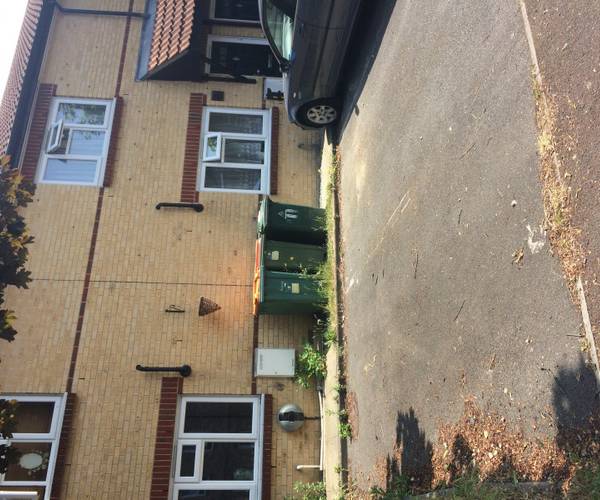 Parking on Arthingworth Street, E15