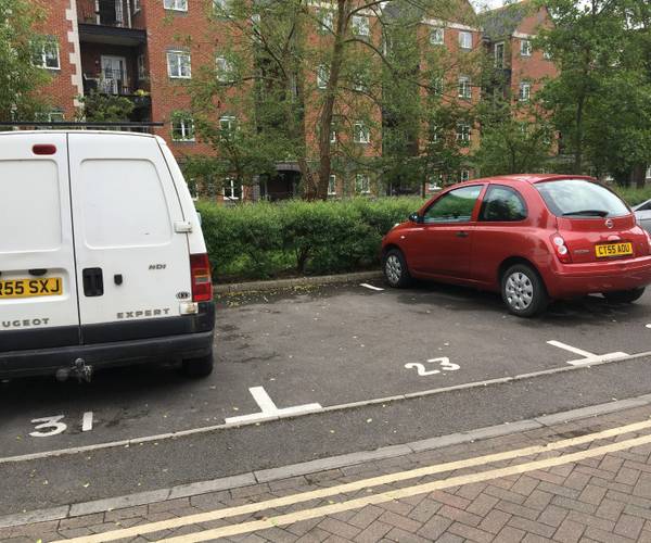 Parking on William Lucy Way, OX2
