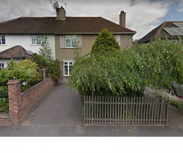 Roding Lane, IG9