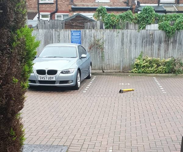 Parking on Claret Gardens, SE25