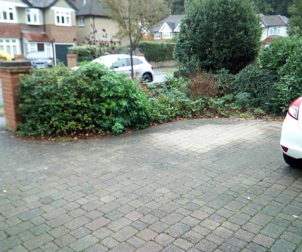 Parking on Sandy Way, KT12