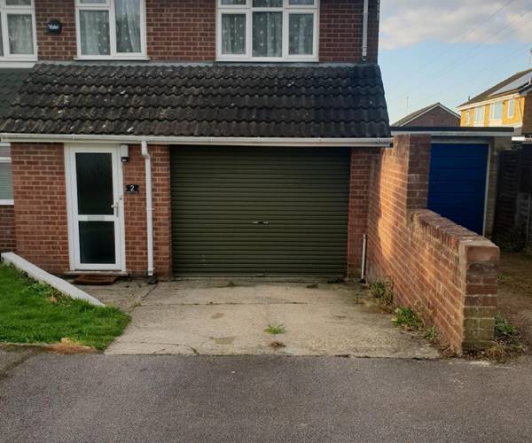 Parking on Eastwell Close, ME14