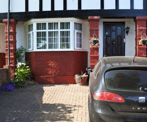Parking on Oakington Manor Drive, HA9