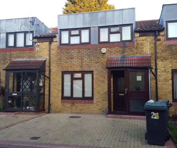 Parking on Pelham Road, N15