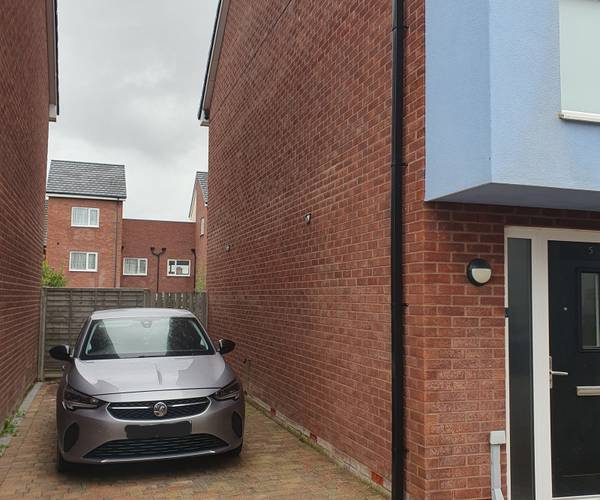 Parking on Robinson Road, FY1