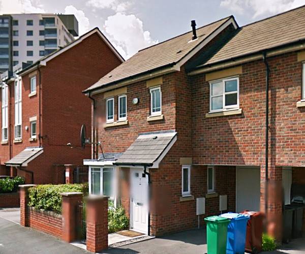 Pickering Street, M15