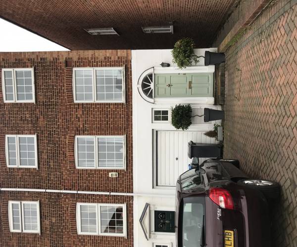Parking on Blenheim Gardens, KT2
