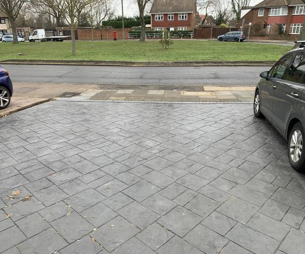 Parking on Longmead Drive, DA14
