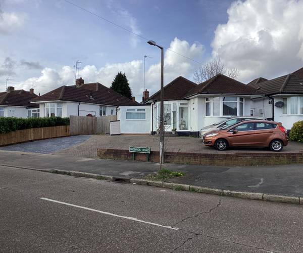 Parking on Wichnor Road, B92