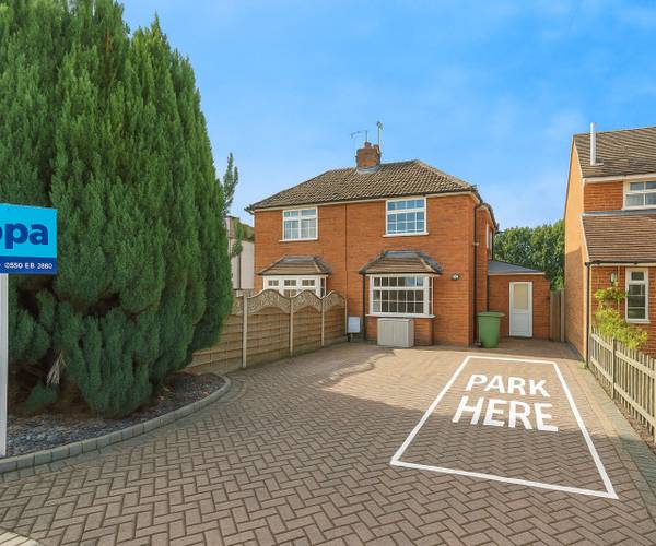 Woodlands Road, GU1