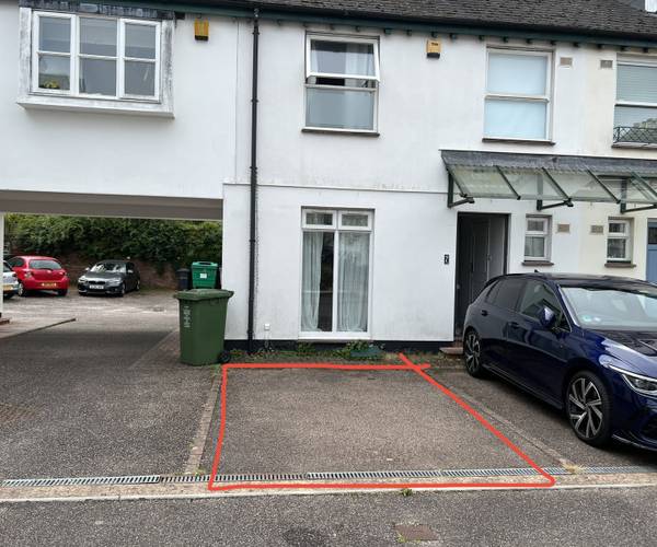 Parking on Radnor Place, EX2