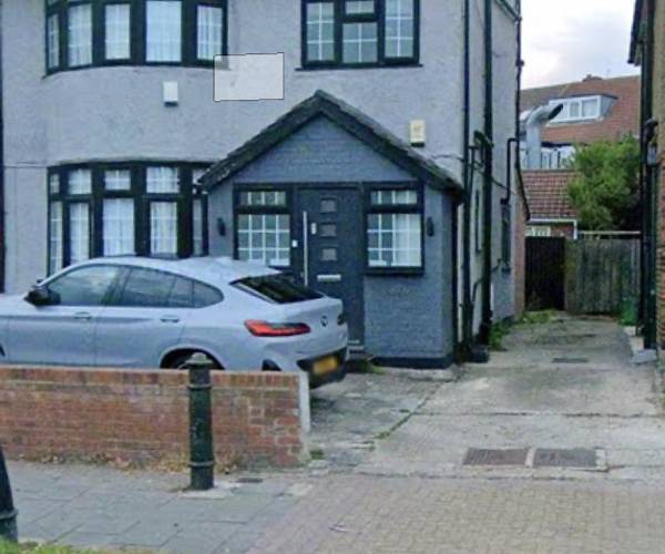 Great West Road, TW7